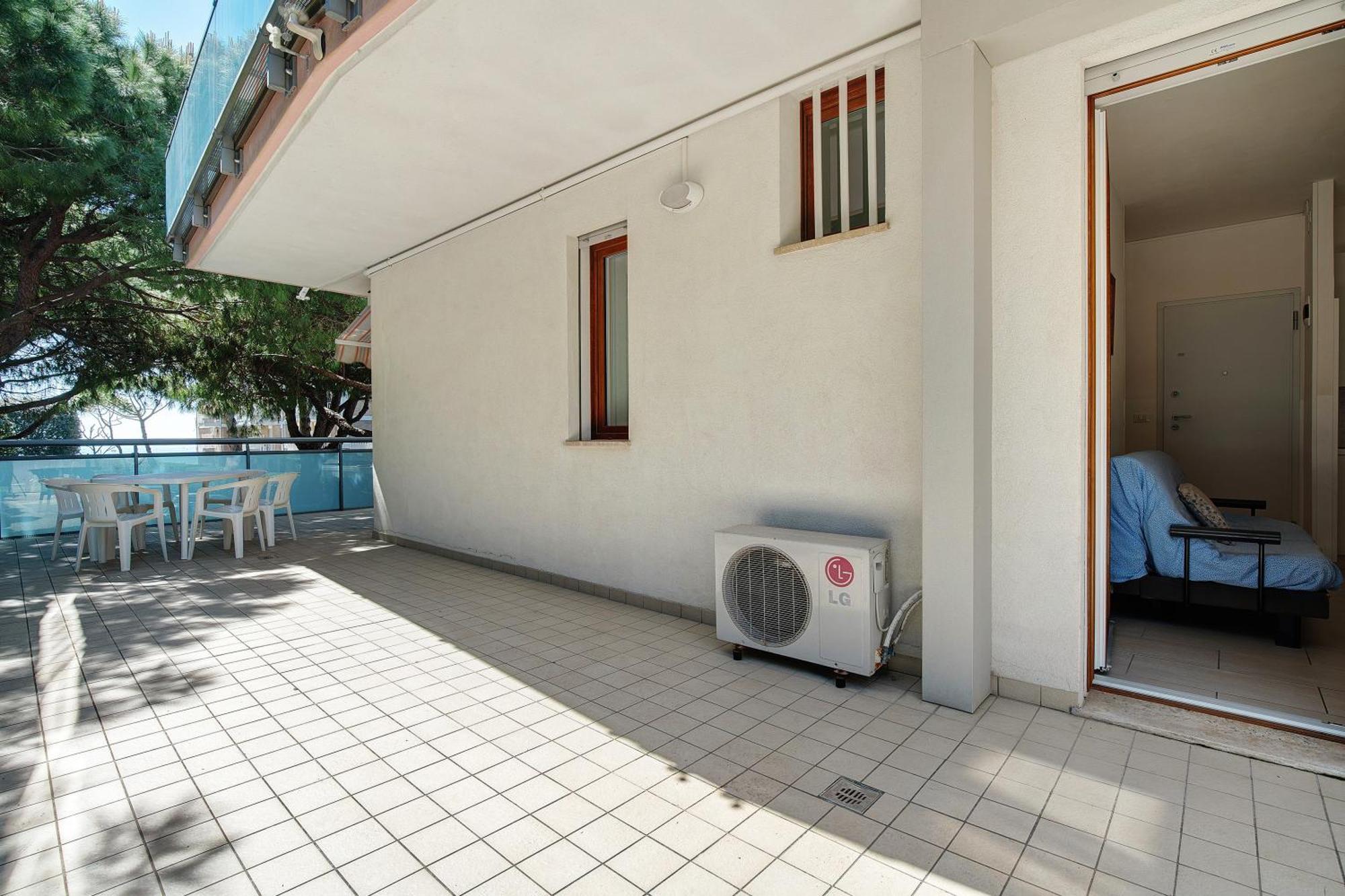 Lara A16 Apartment *