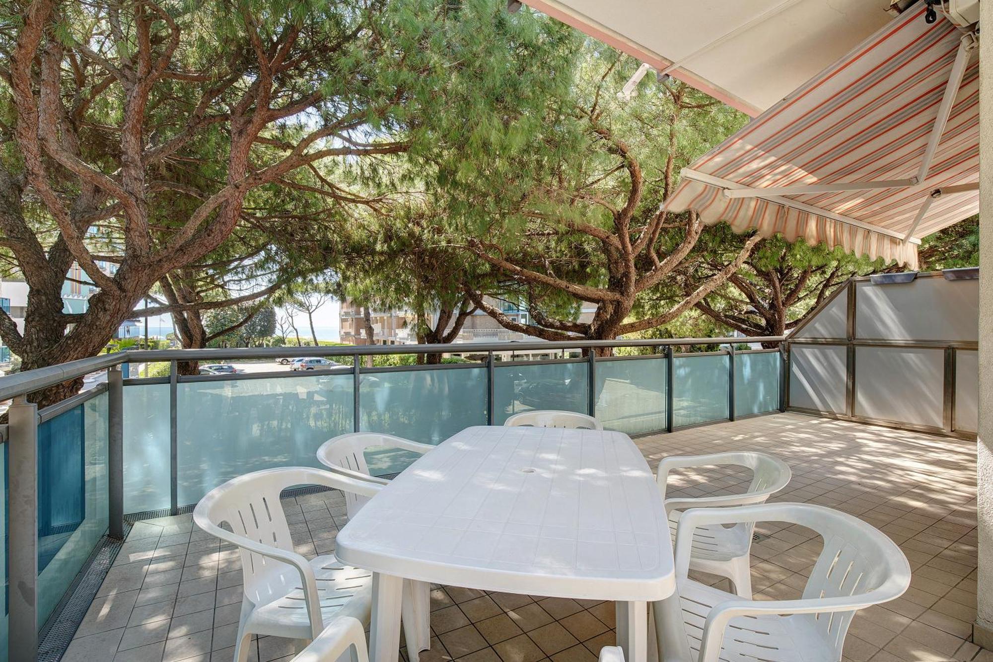 Lara A16 Apartment